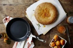 Le Creuset Koekenpannenset Les Forgées TNS - ø 24 En 28 Cm - Standaard Anti-aanbaklaag -Keukenbenodigdheden Winkel 3453scr 929e23424a25489 1