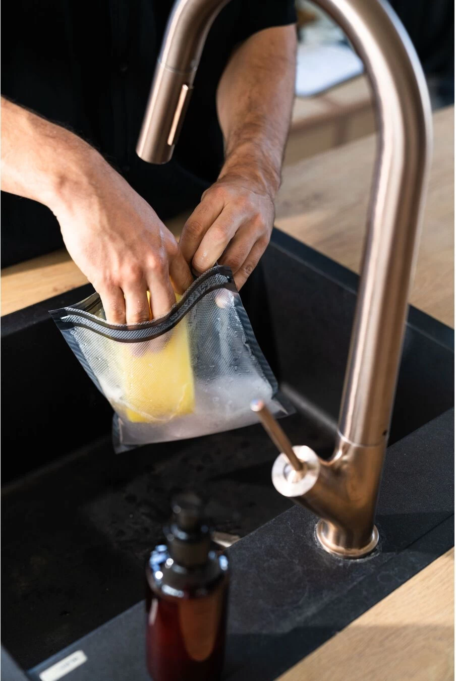 Zwilling Vacumeerzakken Fresh & Save - 35 X 26 Cm - Herbruikbaar - 10 Stuks 10 Zwilling Vacumeerzakken Fresh & Save - 35 X 26 Cm - Herbruikbaar - 10 Stuks - Afbeelding 8