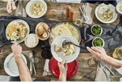 Staub Braadpan / Cocotte - Kersenrood - ø 28 Cm / 6.7 Liter -Keukenbenodigdheden Winkel 424418232