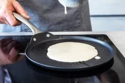 MasterClass Pannenkoekenpan - ø 24 Cm - Standaard Anti-aanbaklaag -Keukenbenodigdheden Winkel 5028250519054 2
