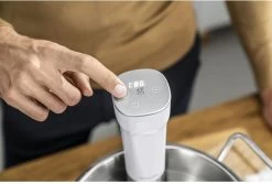 Zwilling Sous Vide Stick Enfinigy - Nauwkeurige Temperatuurinstelling - IPX7 Waterproof - Zilver/Wit -Keukenbenodigdheden Winkel 750045311