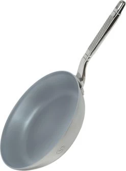 Saveur Selects Pannenset Voyage Series (Hapjespan ø 25 Cm + Koekenpan ø 30 Cm) - TriPly RVS - Inductie En Alle Andere Warmtebronnen -Keukenbenodigdheden Winkel 888x1200