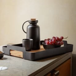 Eva Solo Thermoskan Silhouette Zwart 1 Liter -Keukenbenodigdheden Winkel Eva Solo Nordic Kitchen Serviertablett rechteckig Eiche schwarz Situation
