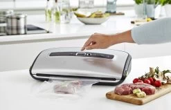 FoodSaver Vacumeermachine Urban Premium Plus - Zilver - FFS016/X -Keukenbenodigdheden Winkel FFS016X Lifestyle 13 5d36e0ebf0c537.74118453