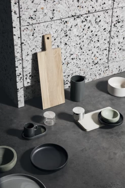 Blomus Schenkkan Pilare - Mirage Grey - 1 Liter -Keukenbenodigdheden Winkel blomus servies mio 12