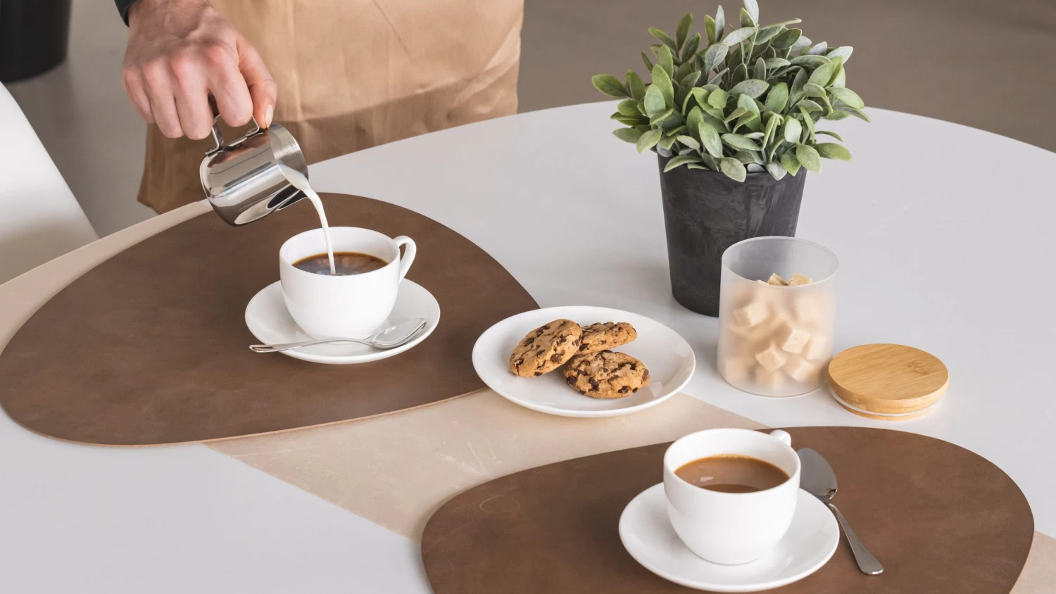 Jay Hill Schenkkannetje Espresso Serveerkannetje - RVS - 150 Ml 6 Jay Hill Schenkkannetje Espresso Serveerkannetje - RVS - 150 Ml - Afbeelding 4