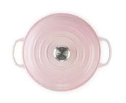 Le Creuset Braadpan Signature - Campagnard - Shell Pink - ø 26 Cm / 2.2 Liter -Keukenbenodigdheden Winkel le creuset campagnard shell pink 26cm 1