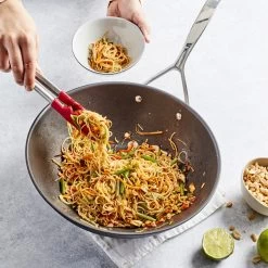 Demeyere Wokpan Alu Pro 5 - Duraslide Titanium - ø 30 Cm - Standaard Anti-aanbaklaag 11 Demeyere Wokpan Alu Pro 5 - Duraslide Titanium - ø 30 Cm - Standaard Anti-aanbaklaag -Keukenbenodigdheden Winkel pdp masonry content demeyere alu pro 5 wok dura spft utensils